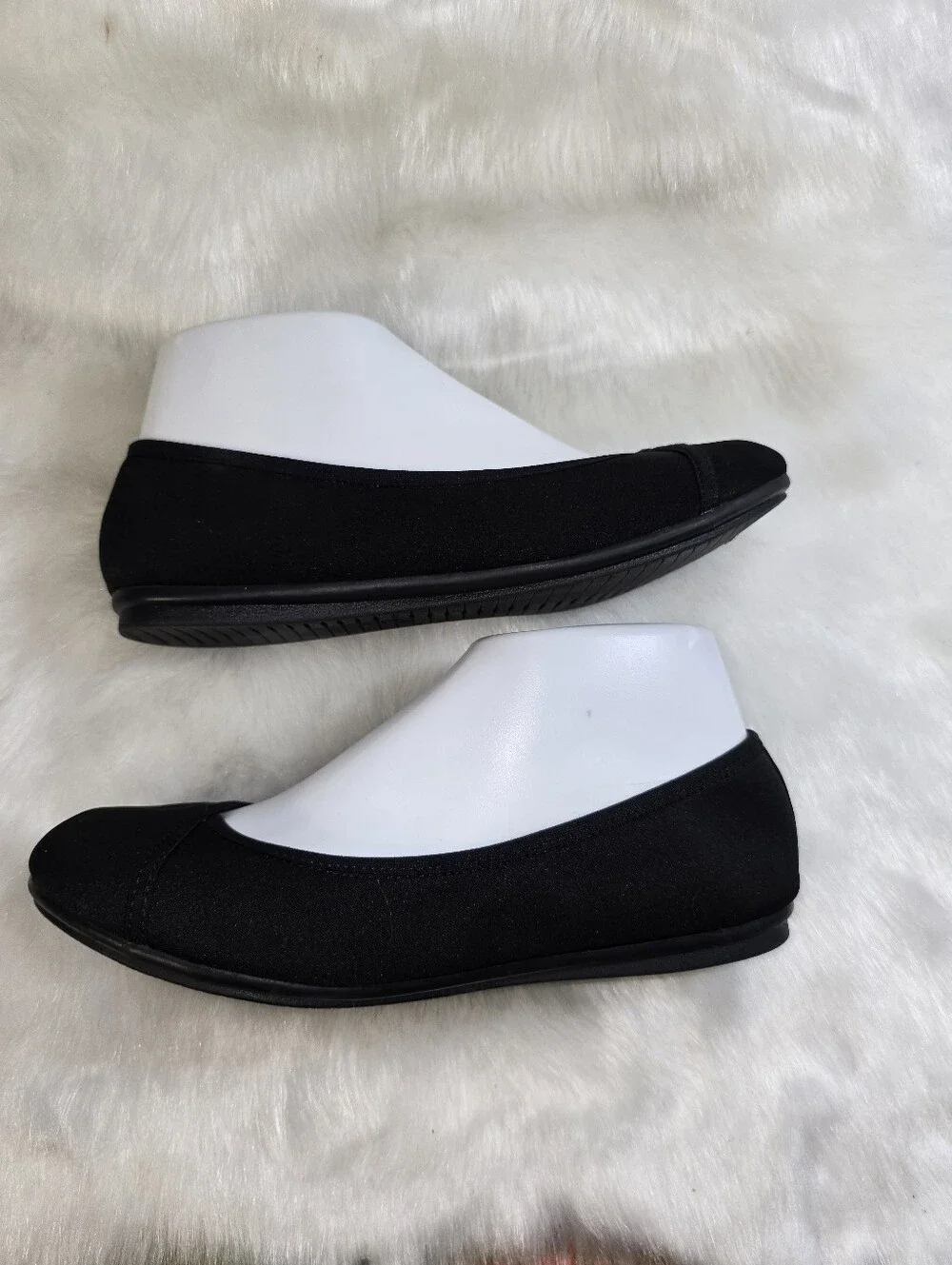 Easy Spirit comfortable black